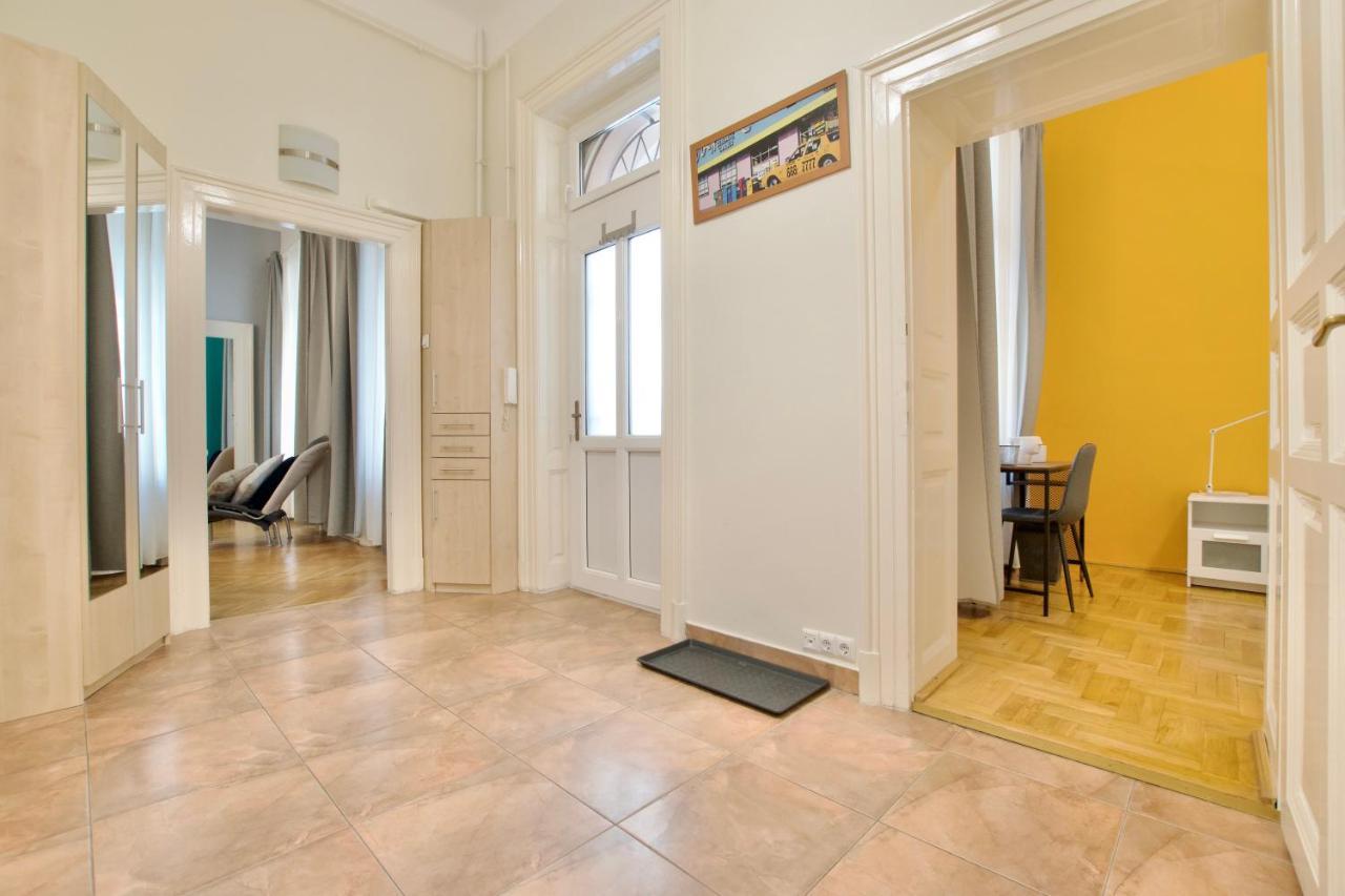 Standard Apartment By Hi5 - St. King Street 16. Budapesta Exterior foto